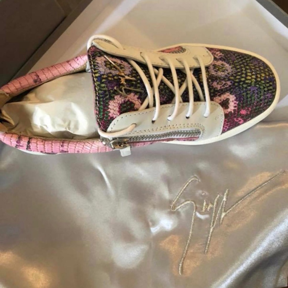 Giuseppe Zanotti Low Top Sneakers